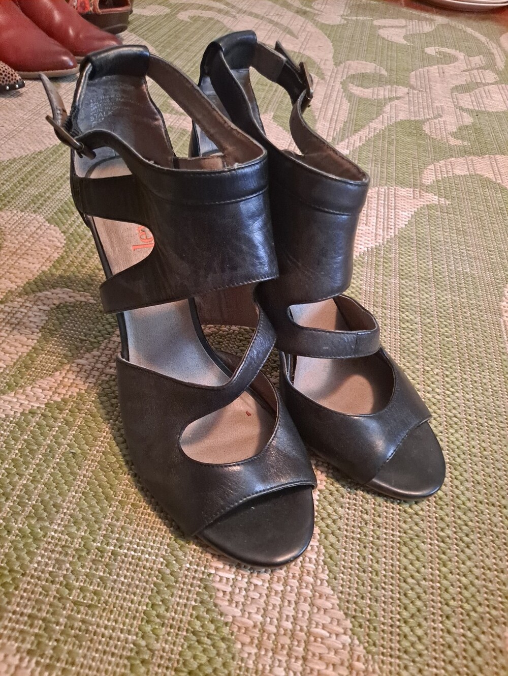 Vintage Levity Women’s Black Leather Peep-Toe Heels